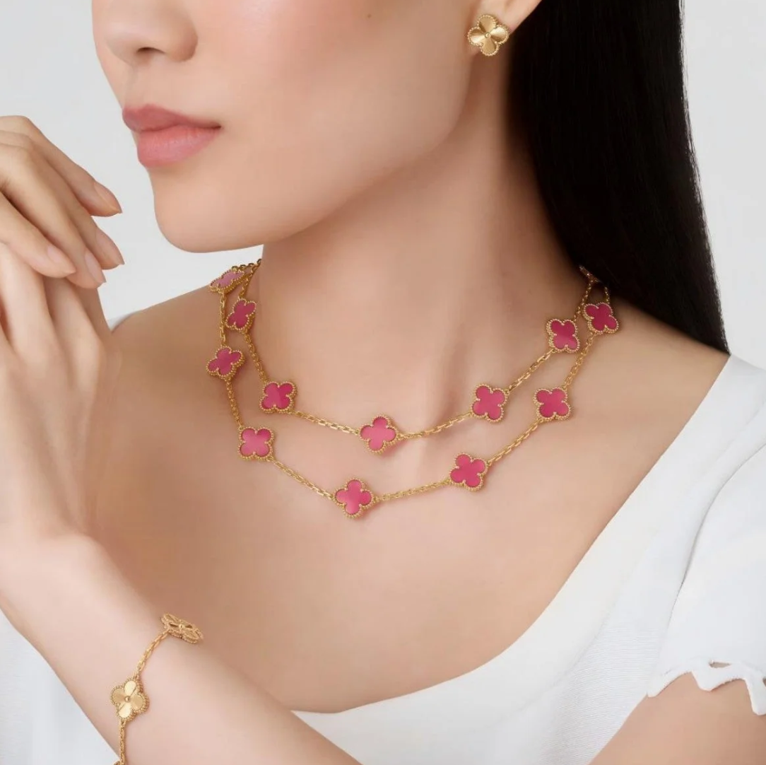[⭐Lioran]NEW CLOVER 20 MOTIFS PINK ENAMEL NECKLACE