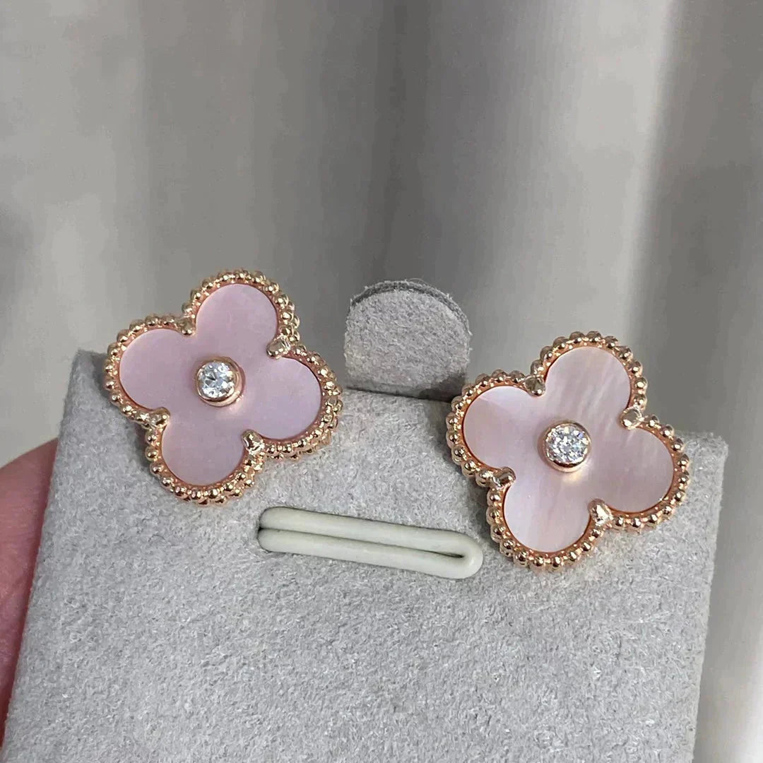 [⭐Lioran]CLOVER MEDIUM 1 MOTIFS  PINK MOP DIAMOND EARRINGS