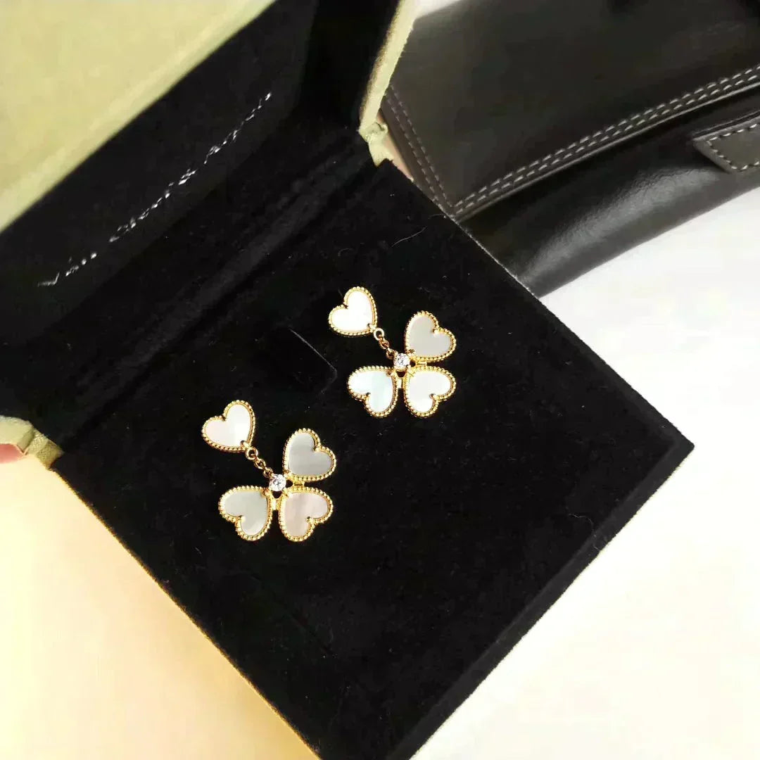 [⭐Lioran]CLOVER SWEET WHITE MOP EARRINGS