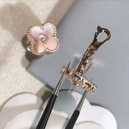 [⭐Lioran]CLOVER MEDIUM 1 MOTIFS  PINK MOP DIAMOND EARRINGS