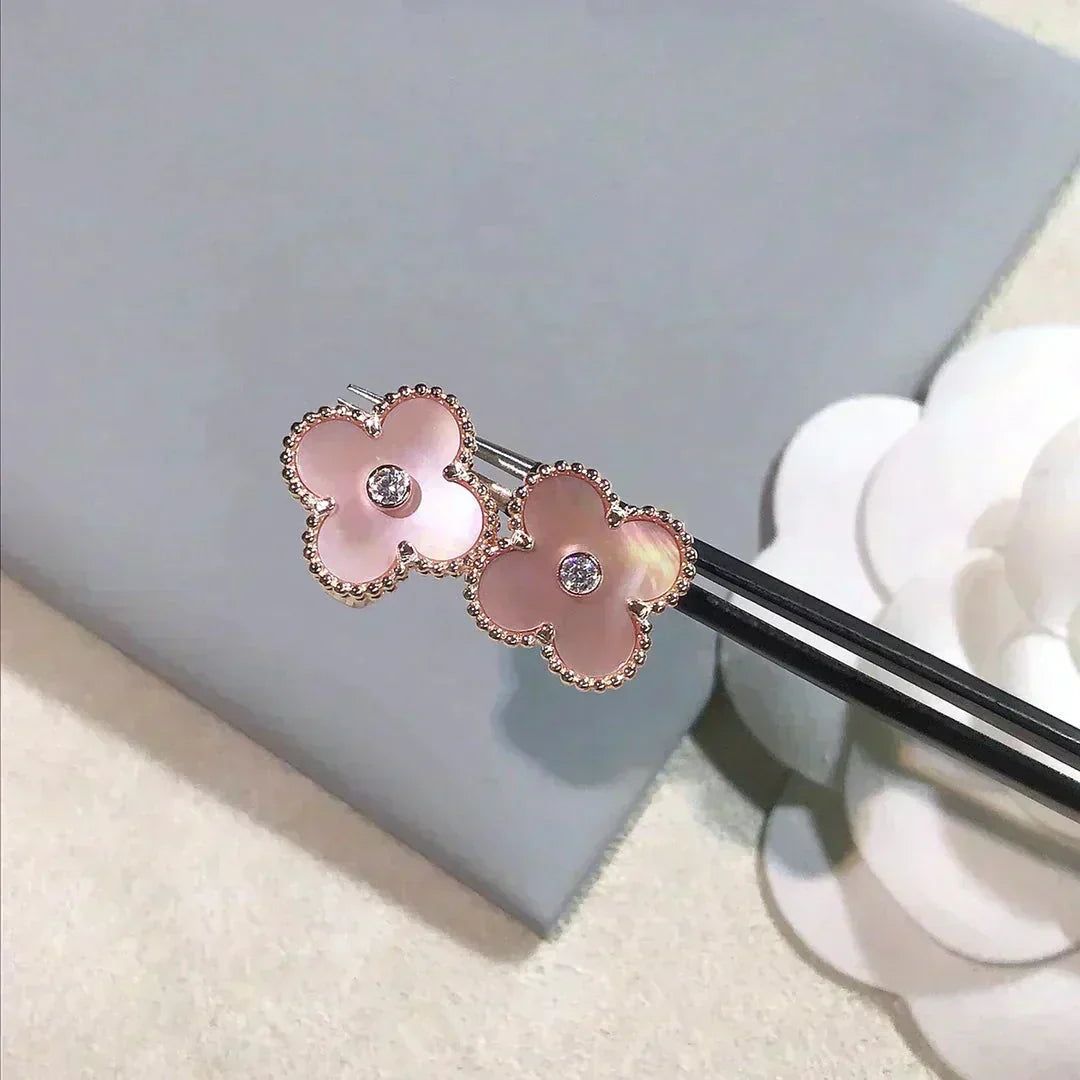 [⭐Lioran]CLOVER MEDIUM 1 MOTIFS  PINK MOP DIAMOND EARRINGS