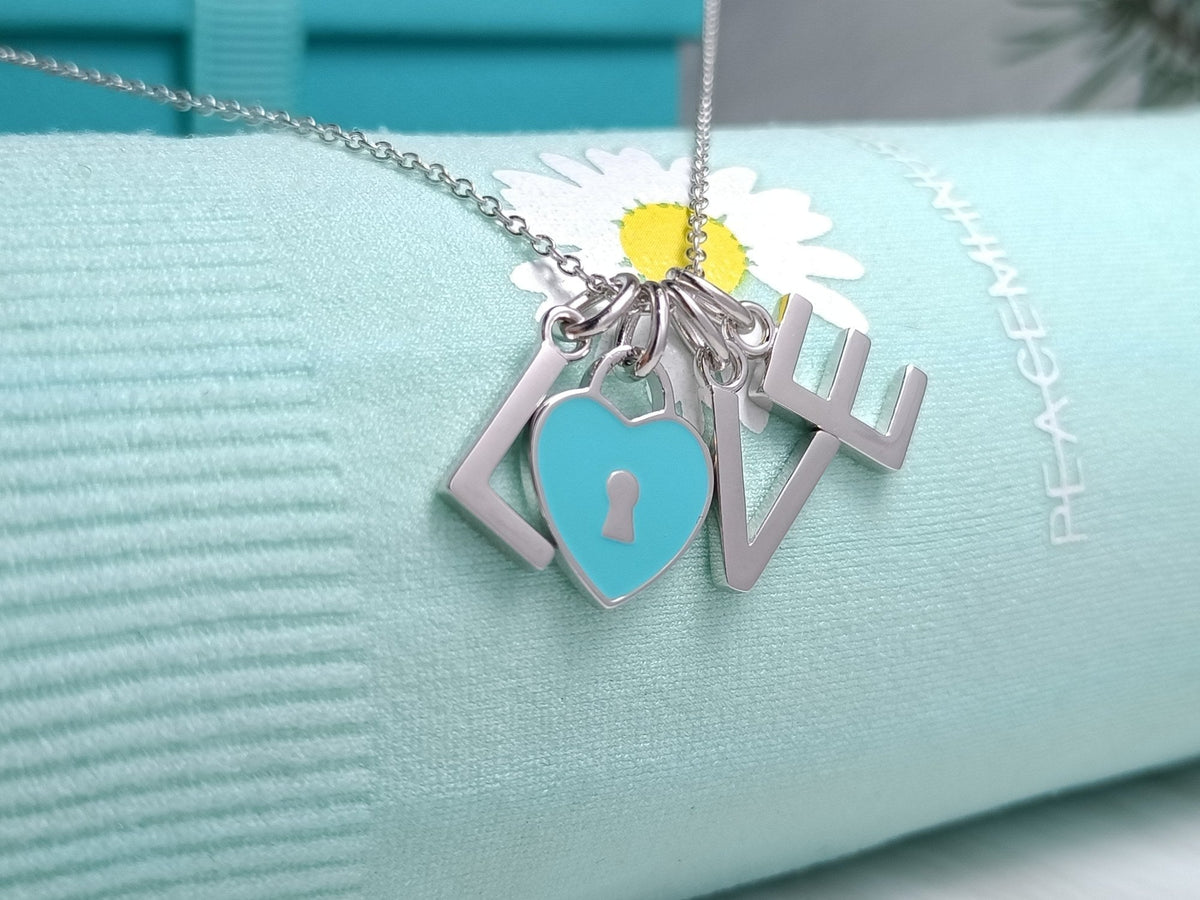 [Lioran]LOVE TEXT PEDANT NECKLACE