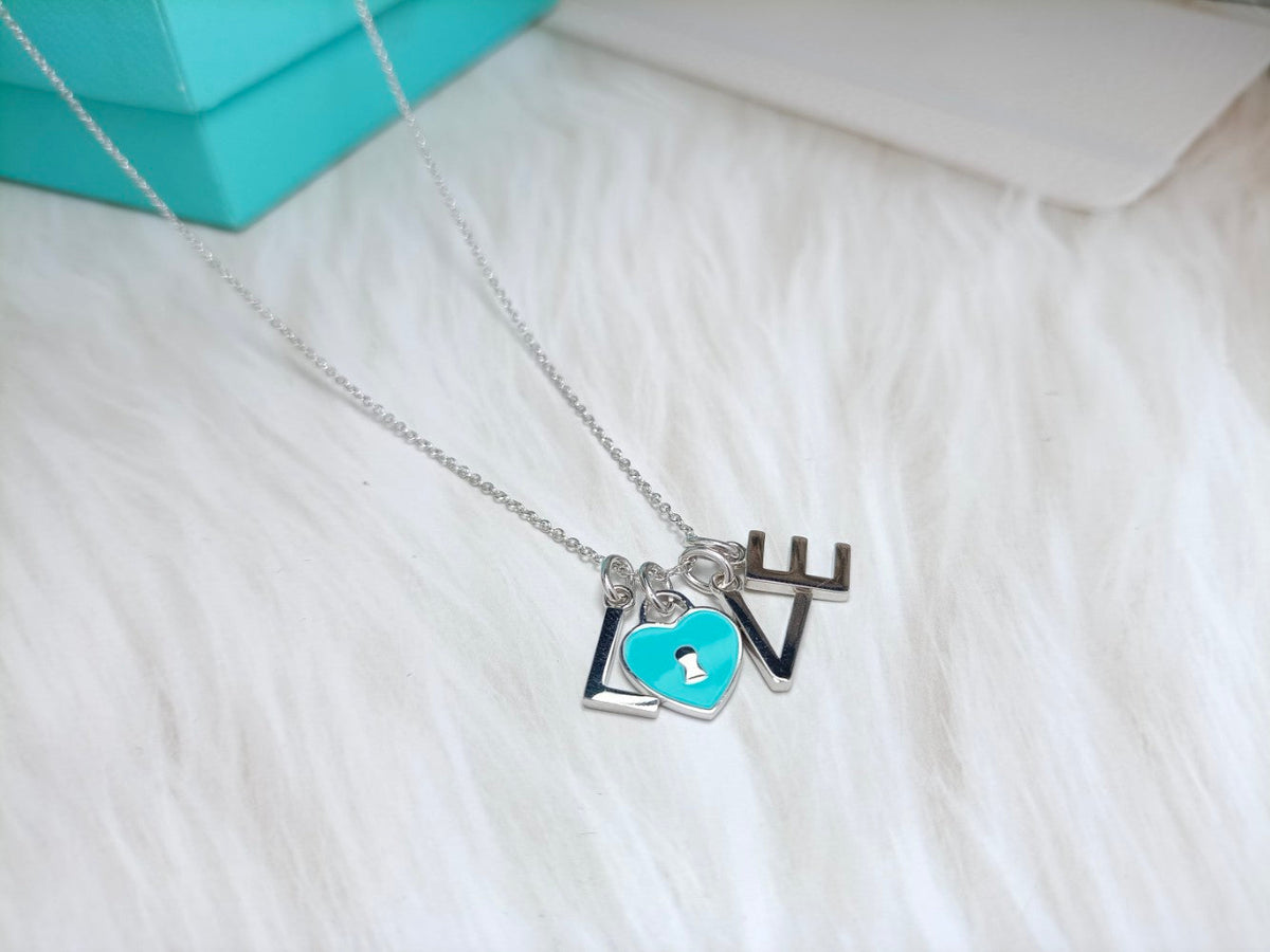 [Lioran]LOVE TEXT PEDANT NECKLACE