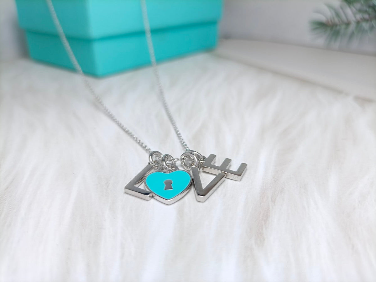 [Lioran]LOVE TEXT PEDANT NECKLACE