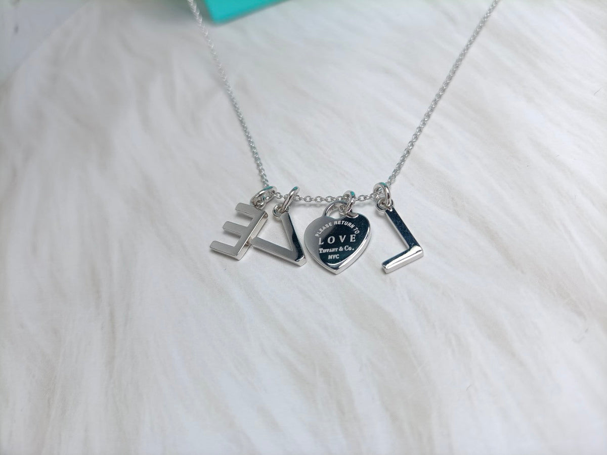 [Lioran]LOVE TEXT PEDANT NECKLACE