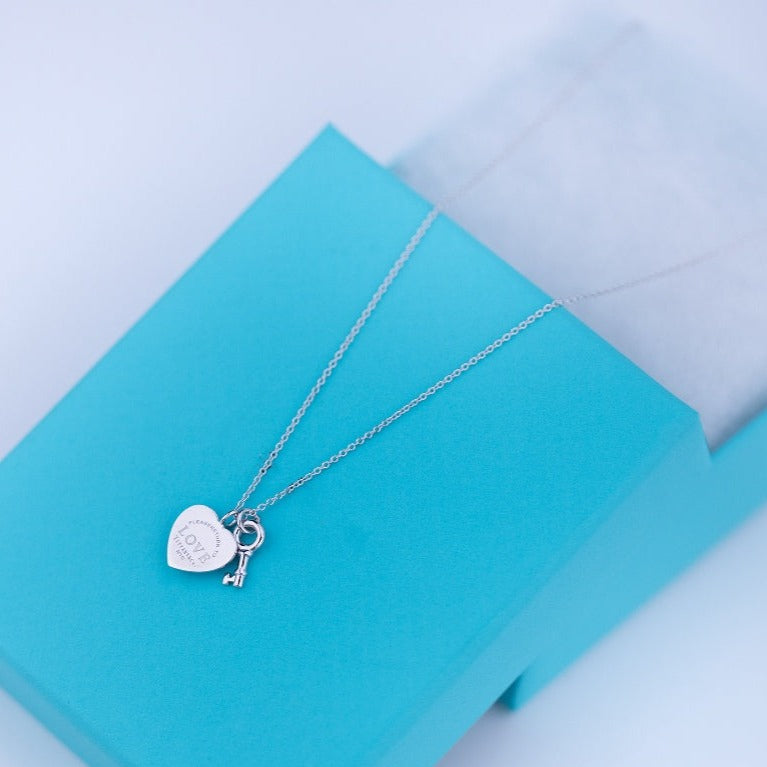 [Lioran]KEY AND HEART SILVER NECKLACE