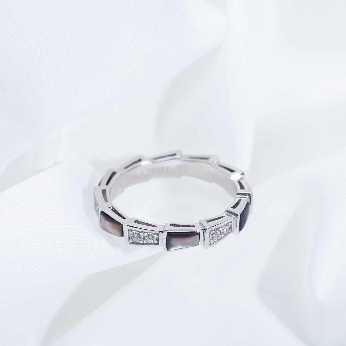 [⭐Lioran]SERPENTI RING SILVER  DIAMOND BLACK MOP 3MM