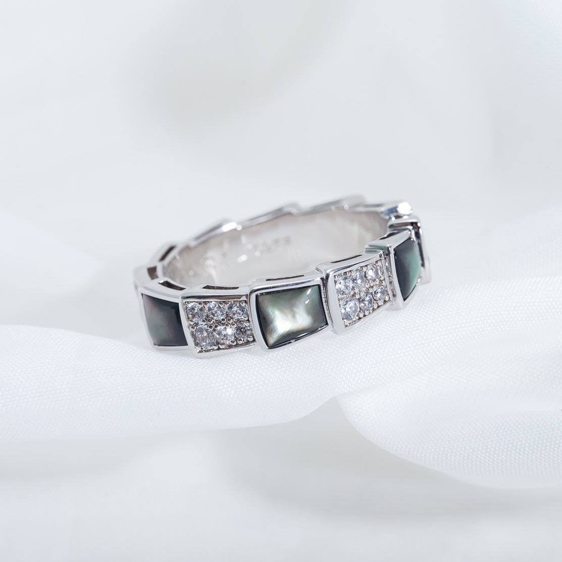 [⭐Lioran]SERPENTI RING SILVER DIAMOND BLACK MOP 4MM