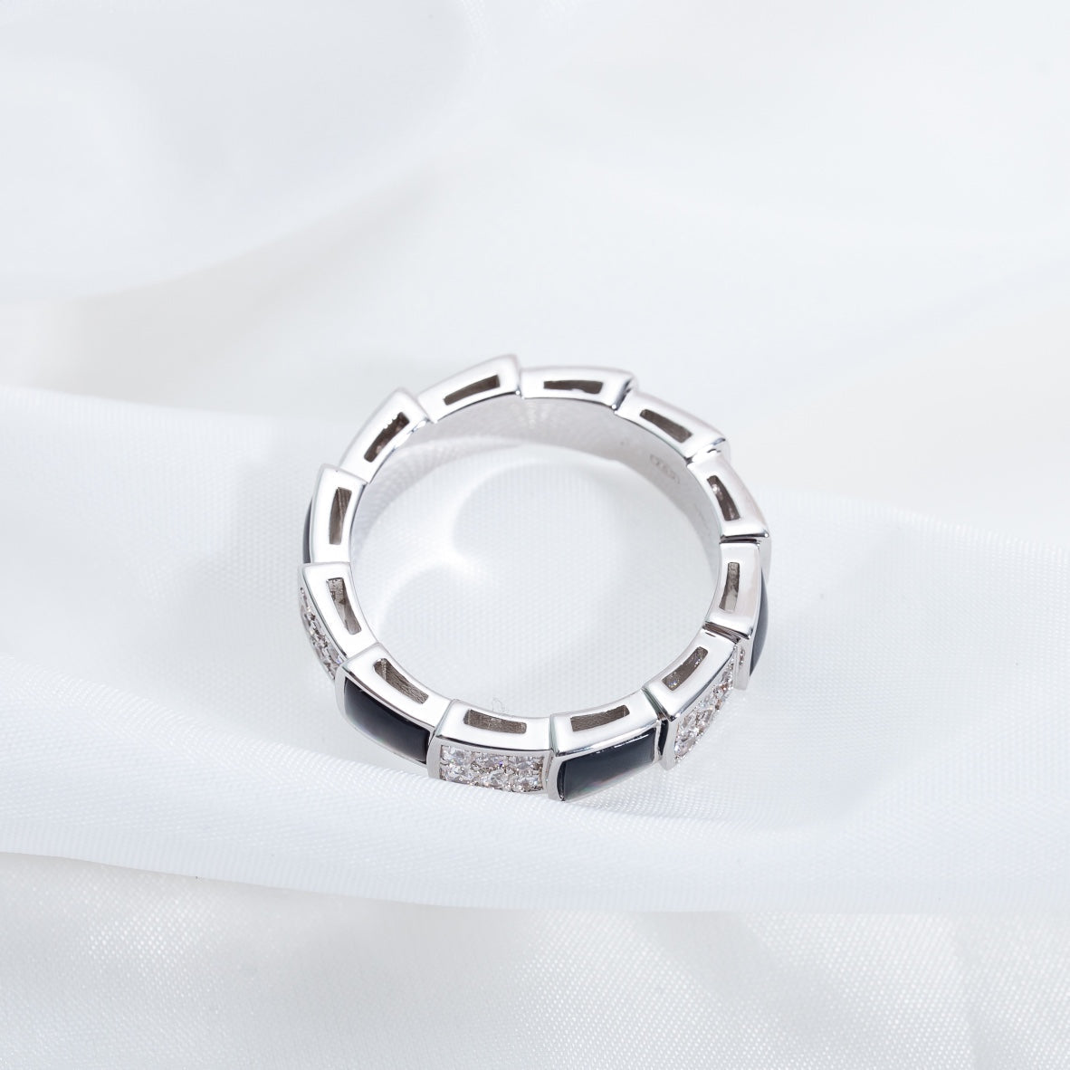 [⭐Lioran]SERPENTI RING SILVER DIAMOND BLACK MOP 4MM