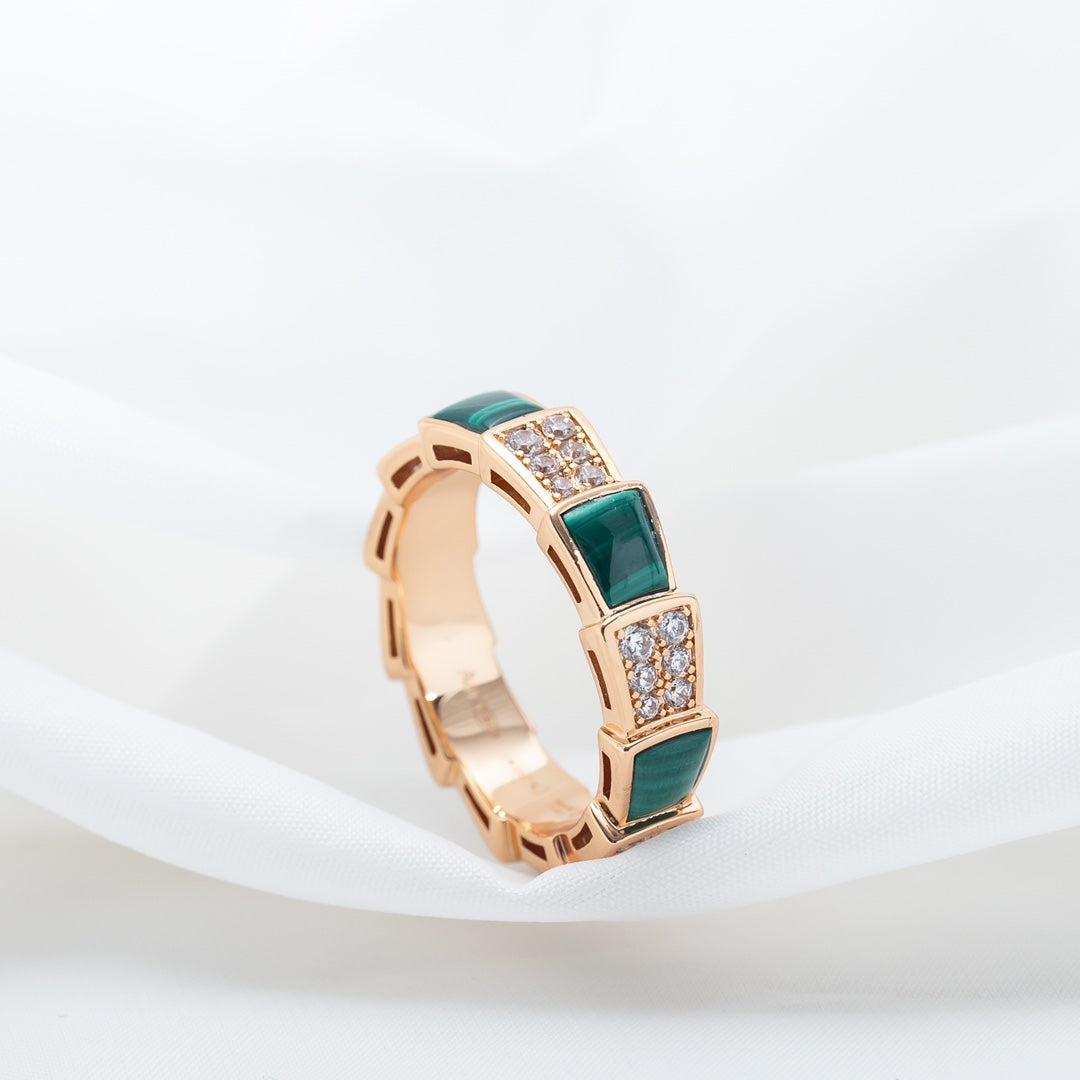[⭐Lioran]SERPENTI RING PINK GOLD MALACHITE DIAMOND PAVED 4MM