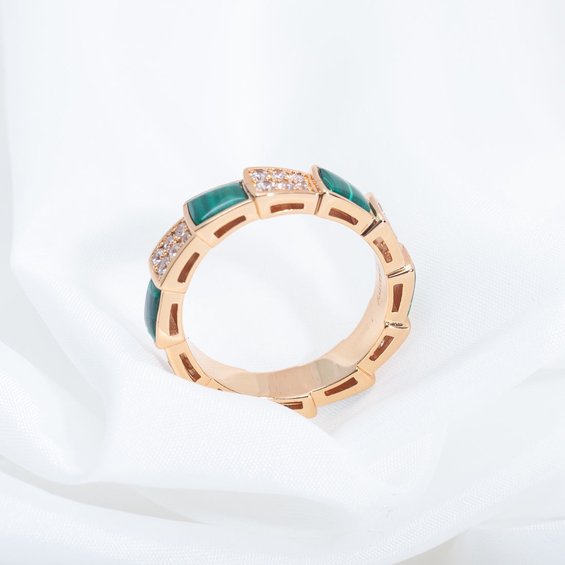 [⭐Lioran]SERPENTI RING PINK GOLD MALACHITE DIAMOND PAVED 4MM