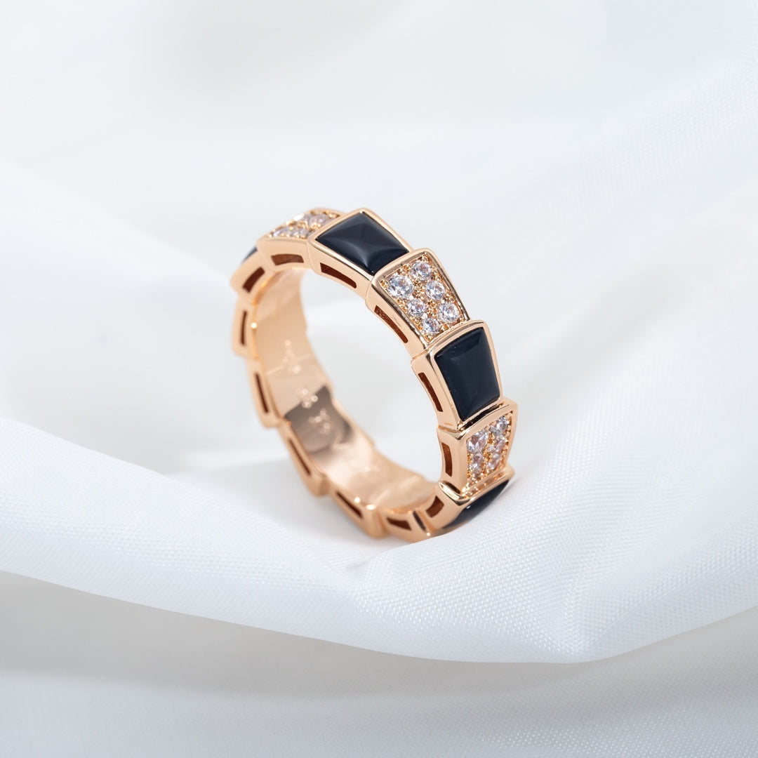 [⭐Lioran]SERPENTI RING PINK GOLD BLACK MOP DIAMOND PAVED 4MM