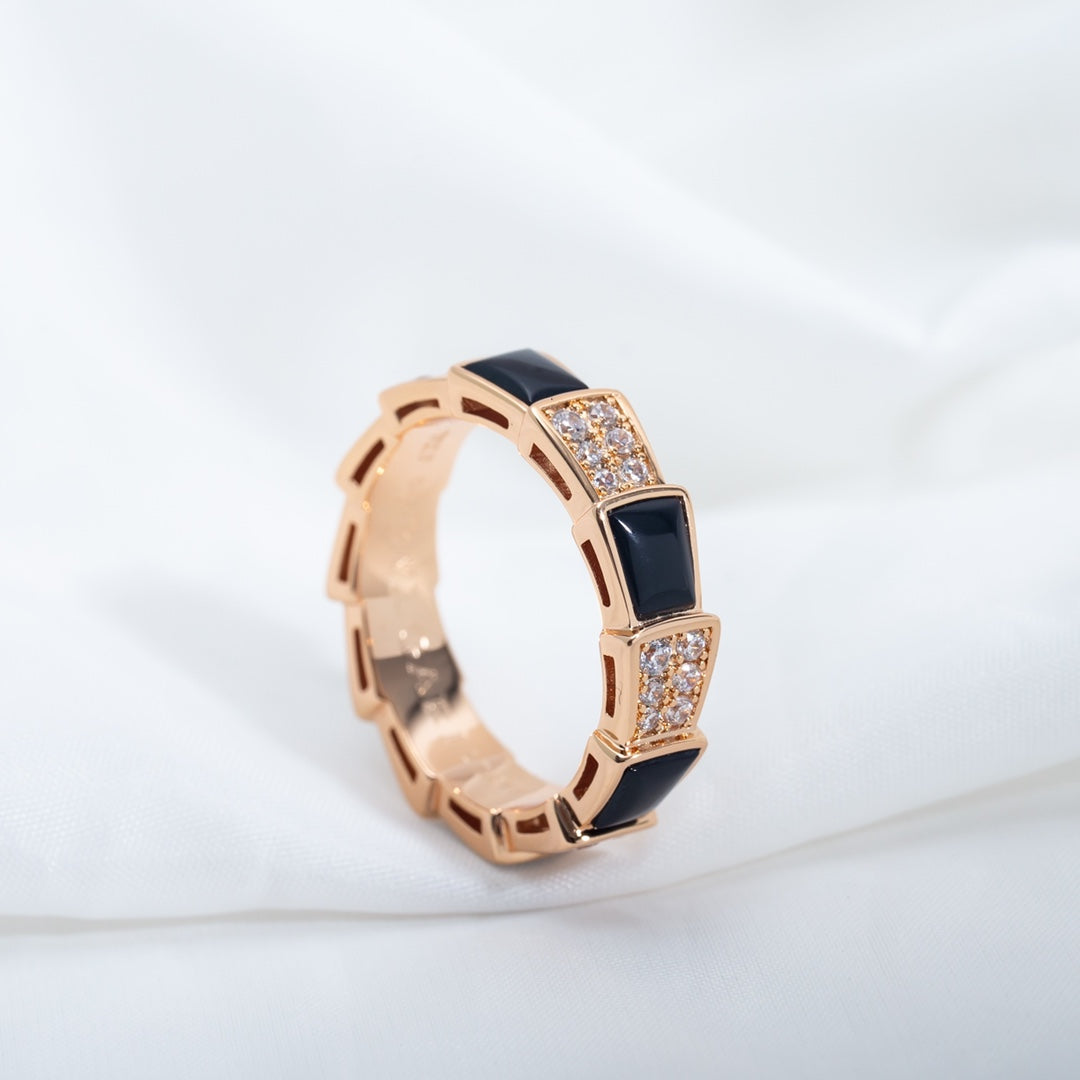 [⭐Lioran]SERPENTI RING PINK GOLD BLACK MOP DIAMOND PAVED 4MM