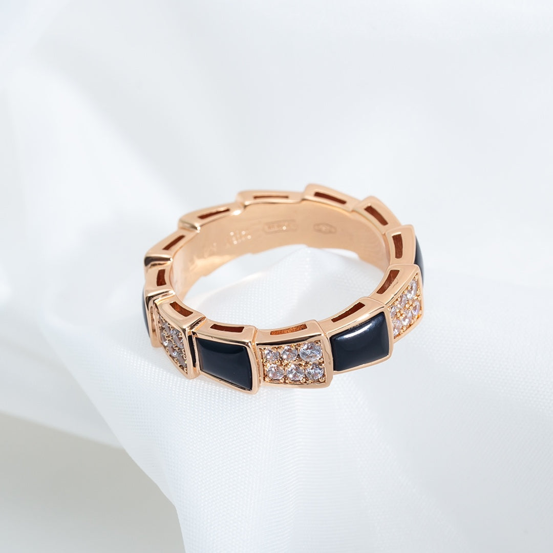 [⭐Lioran]SERPENTI RING PINK GOLD BLACK MOP DIAMOND PAVED 4MM