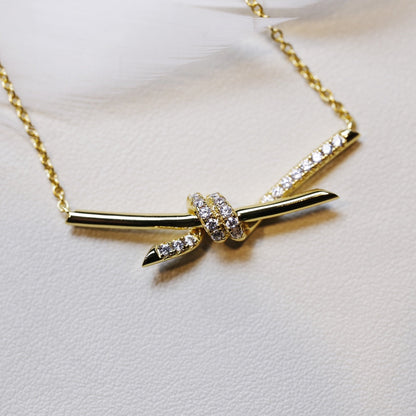 [Lioran]KNOT NECKLACE GOLD DIAMONDS