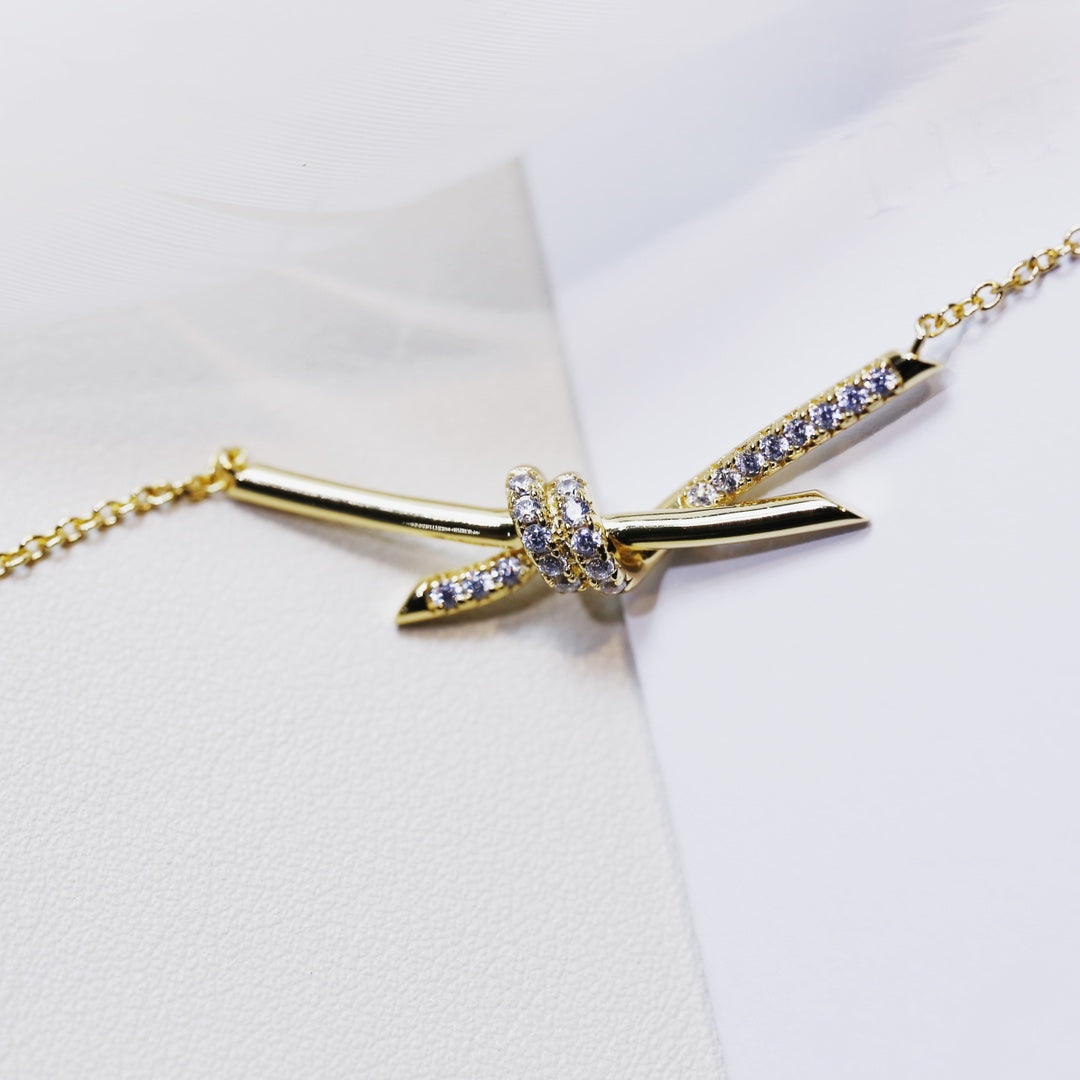 [Lioran]KNOT NECKLACE GOLD DIAMONDS