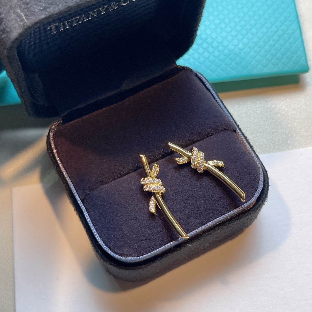 [Lioran]KNOT EARRINGS GOLD DIAMOND
