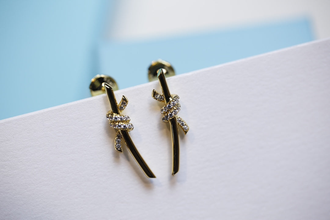 [Lioran]KNOT EARRINGS GOLD DIAMOND