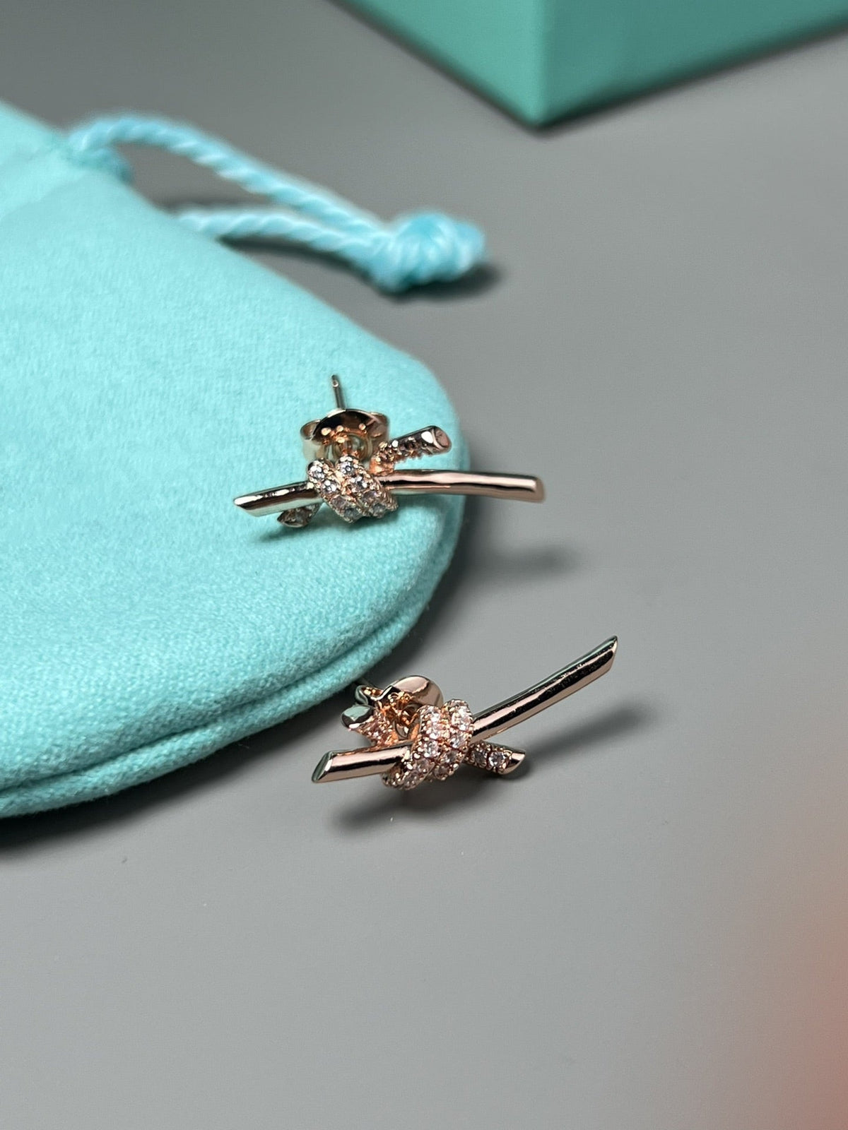 [Lioran]KNOT EARRINGS PINK GOLD DIAMOND