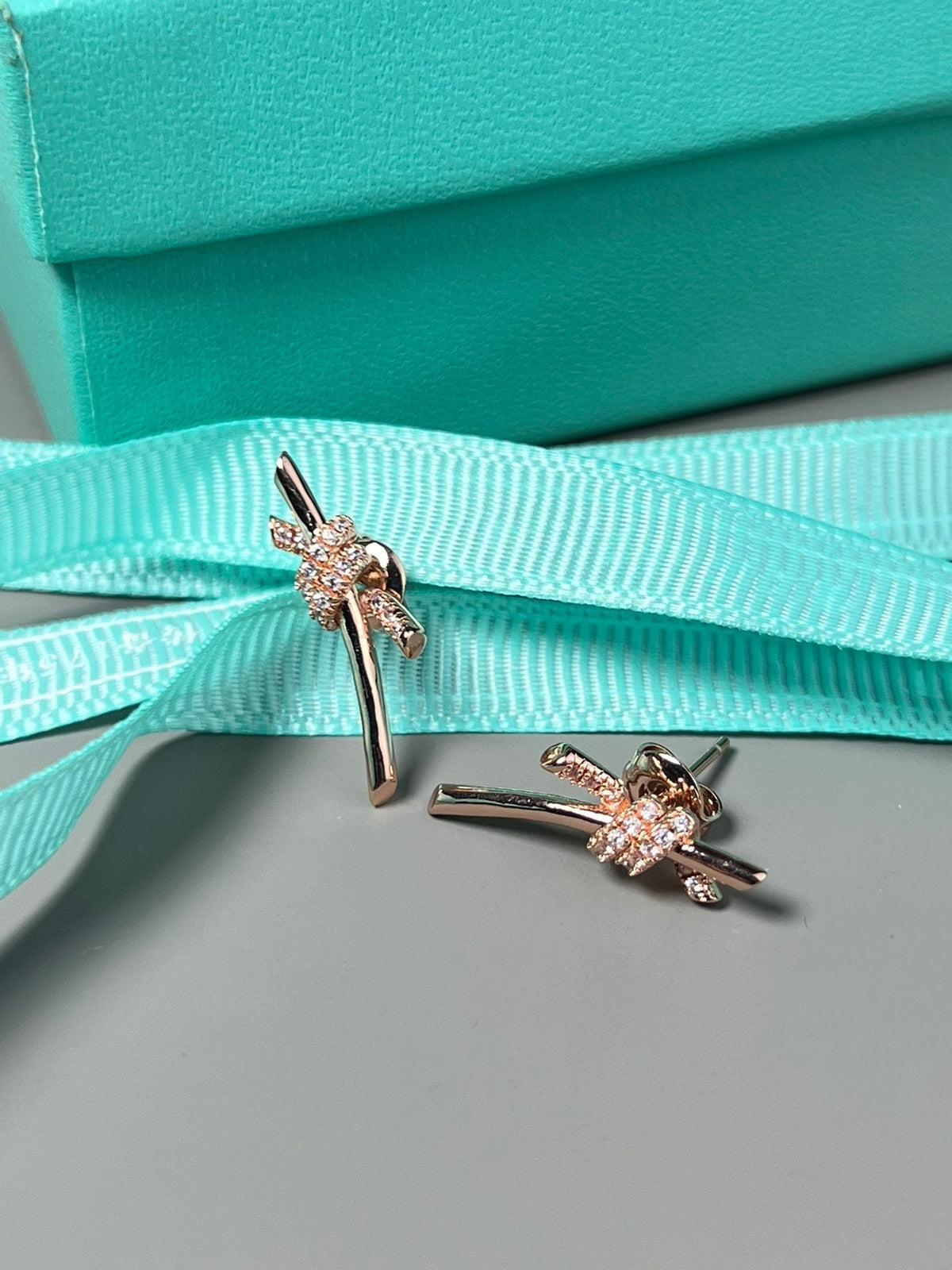 [Lioran]KNOT EARRINGS PINK GOLD DIAMOND