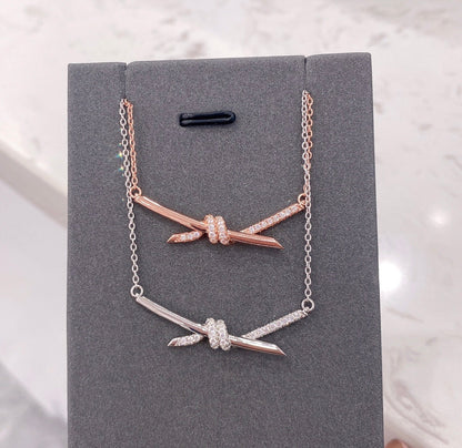 [Lioran]KNOT NECKLACE DIAMONDS