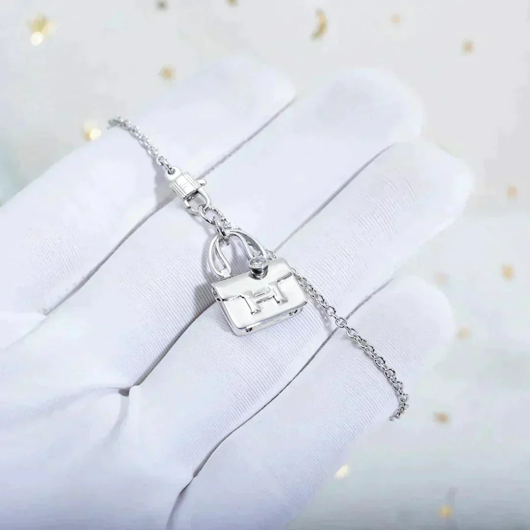 [⭐Lioran]AMULETTE PEDANT SILVER NECKLACE