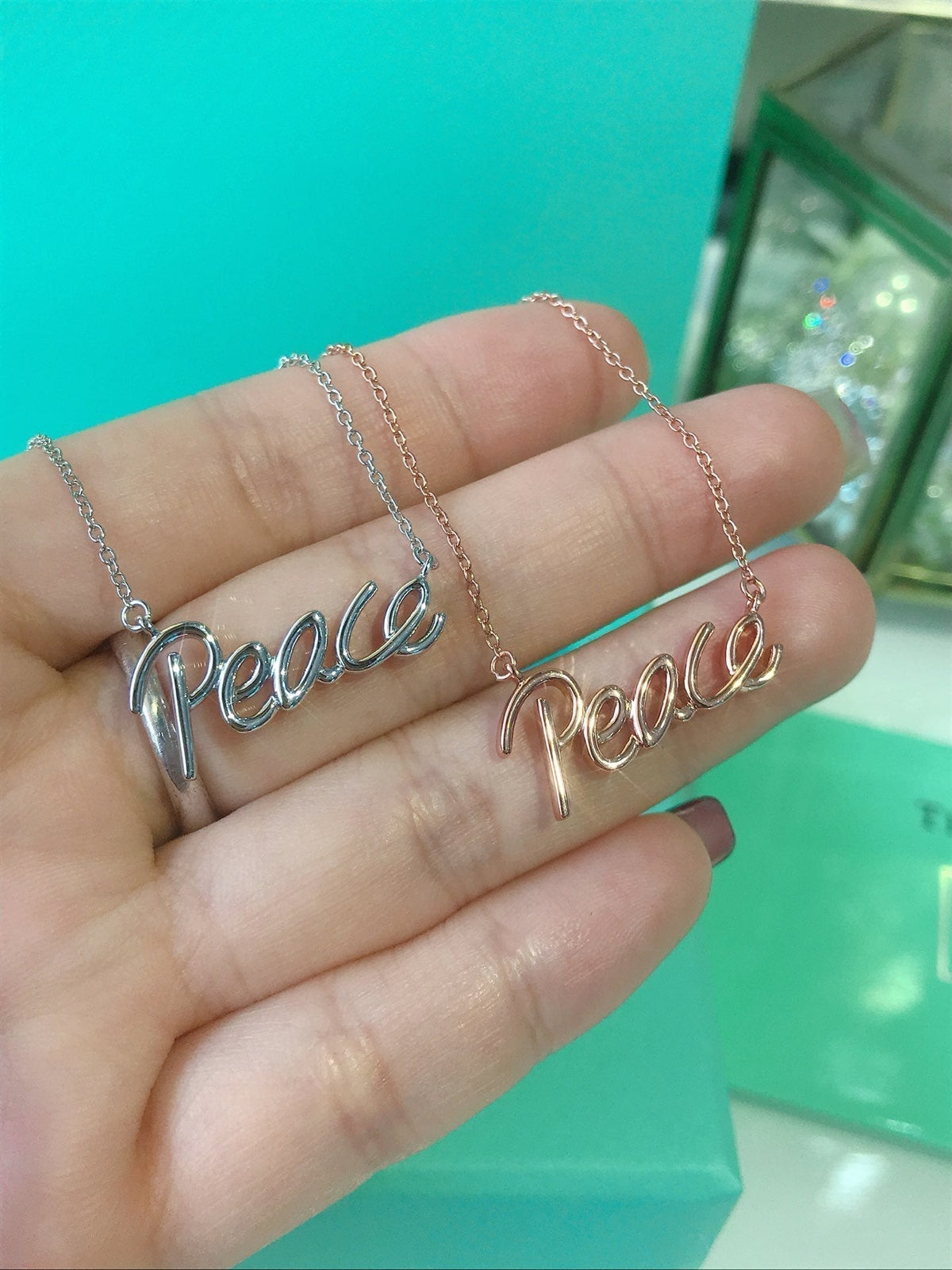 [Lioran]PEACE TEXT PEDANT NECKLACE