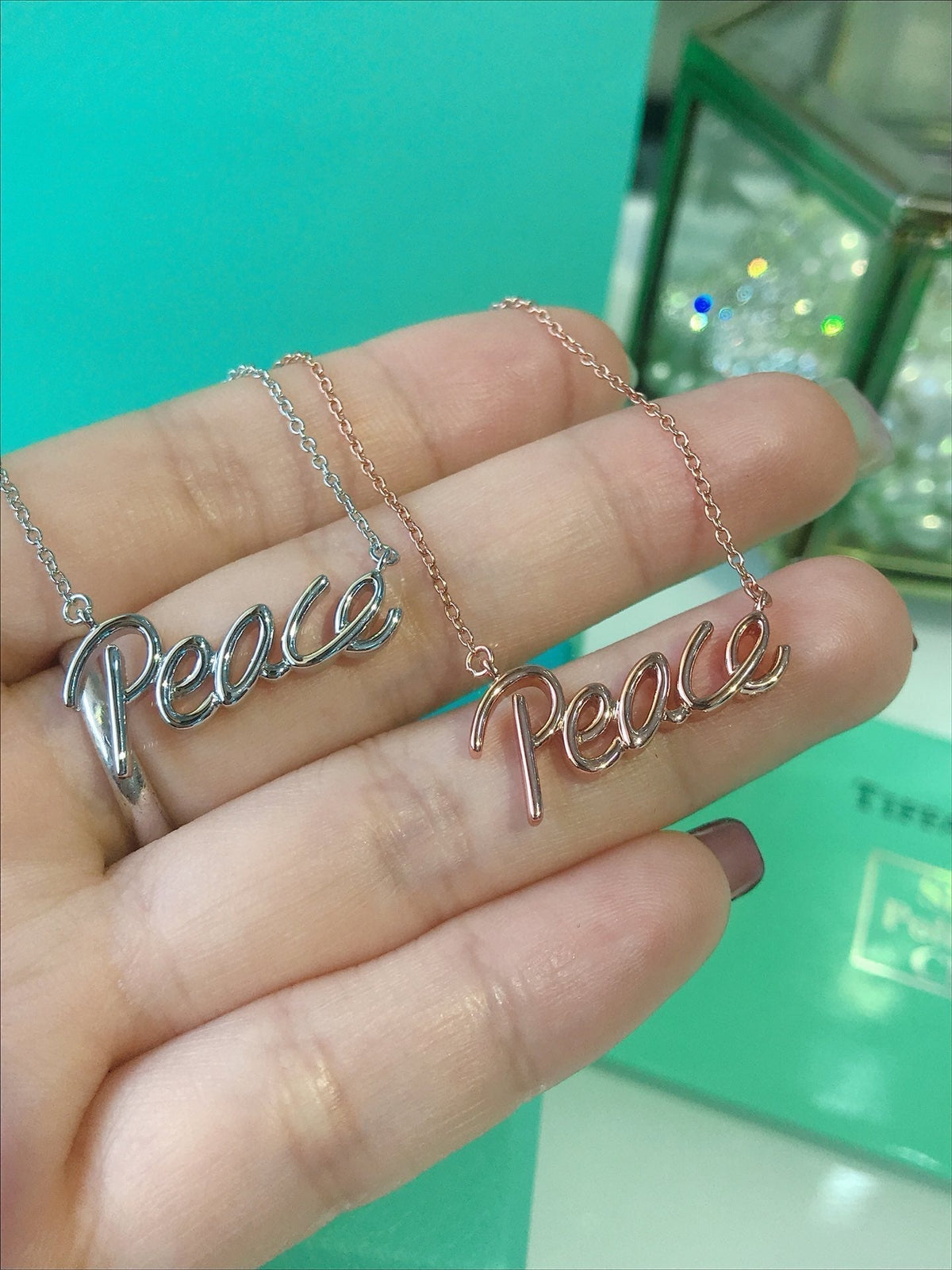 [Lioran]PEACE TEXT PEDANT NECKLACE