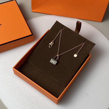 [⭐Lioran]CONSTANCE BLACK PEDANT PINK GOLD NECKLACE