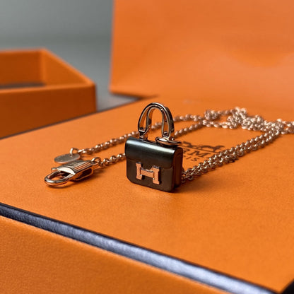 [⭐Lioran]CONSTANCE BLACK PEDANT PINK GOLD NECKLACE