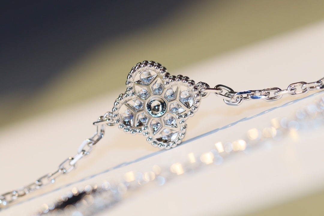 [⭐Lioran]CLOVER 20 MOTIFS ONYX DIAMOND SILVER