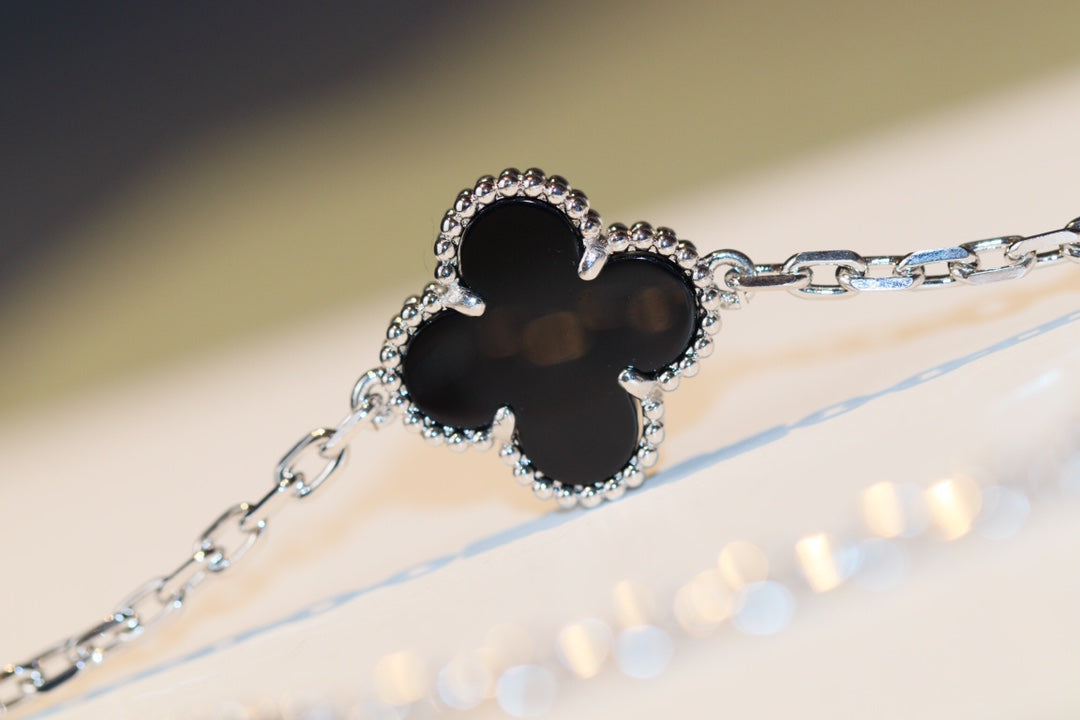[⭐Lioran]CLOVER 20 MOTIFS ONYX DIAMOND SILVER