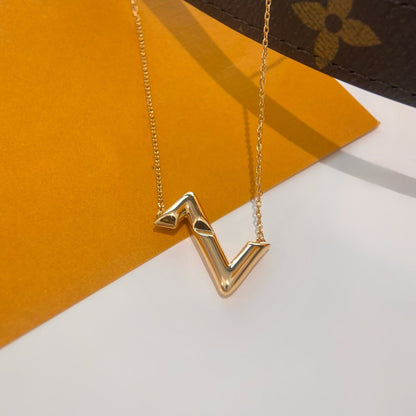 [⭐Lioran]VOLTE UPSIDE DOWN NECKLACE