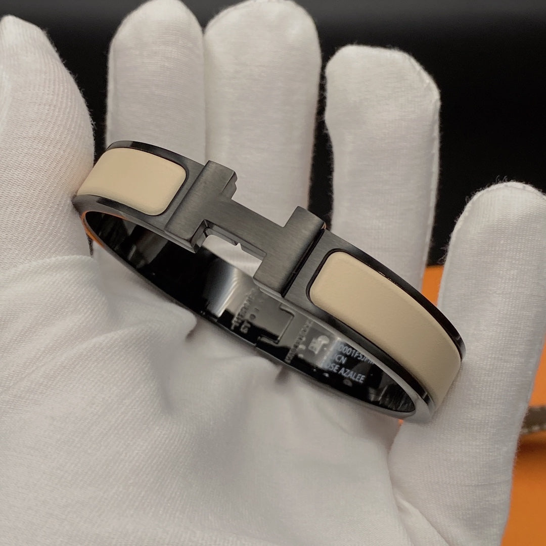 [⭐Lioran]H BRACELET 12MM BLACK BEIGE CERAMIC