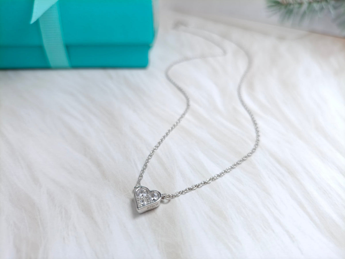 [Lioran]HEART 3 DIAMONDS PEDANT NECKLACE