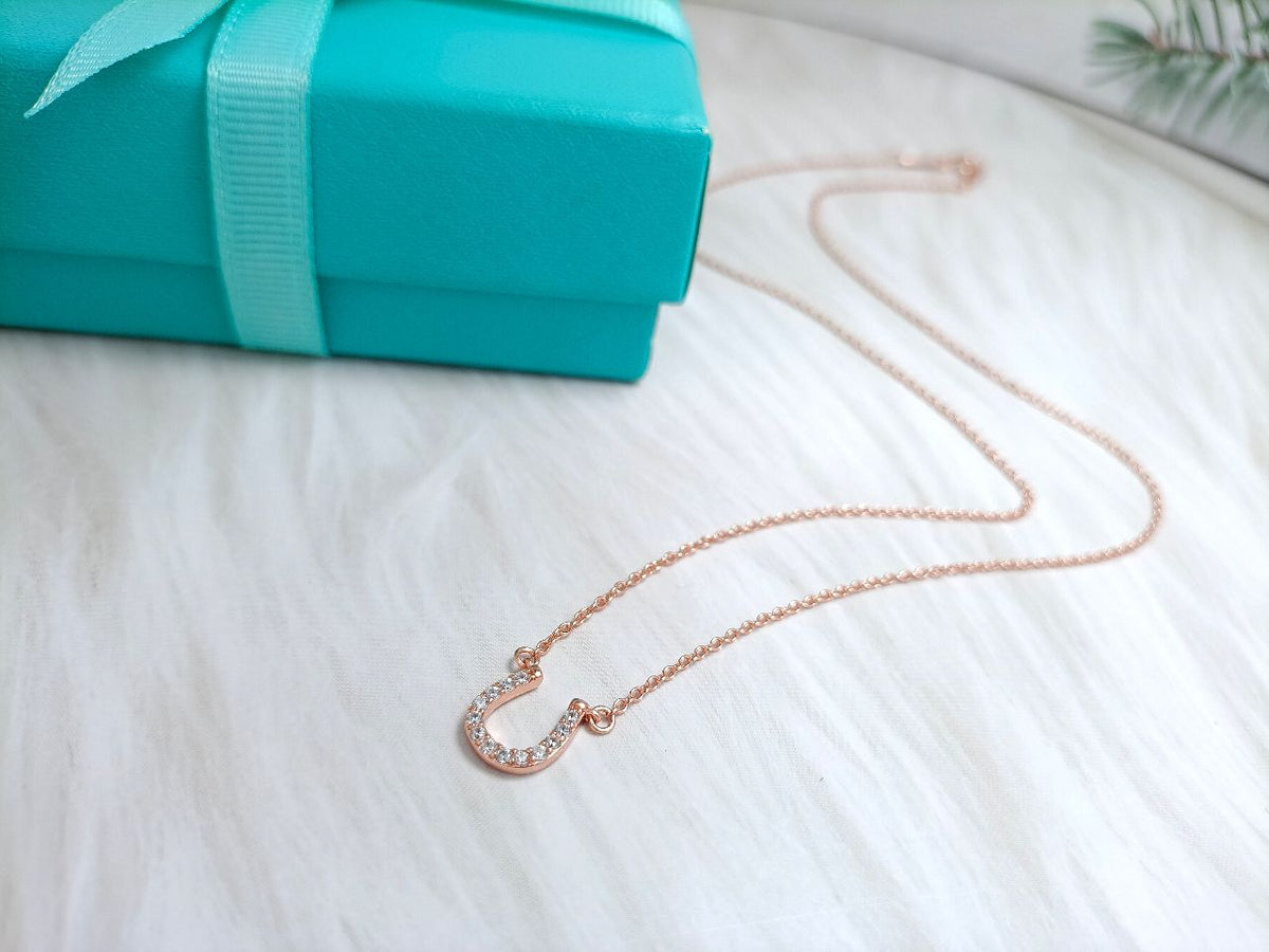 [Lioran]U DIAMONDS PEDANT NECKLACE