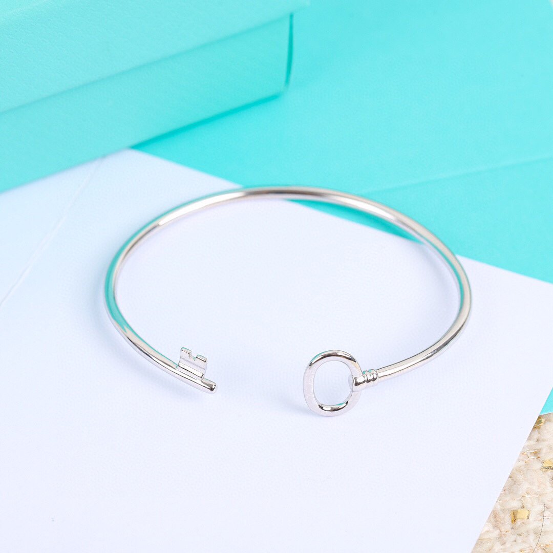 [Lioran]KEY WIRE OVAL BRACELET