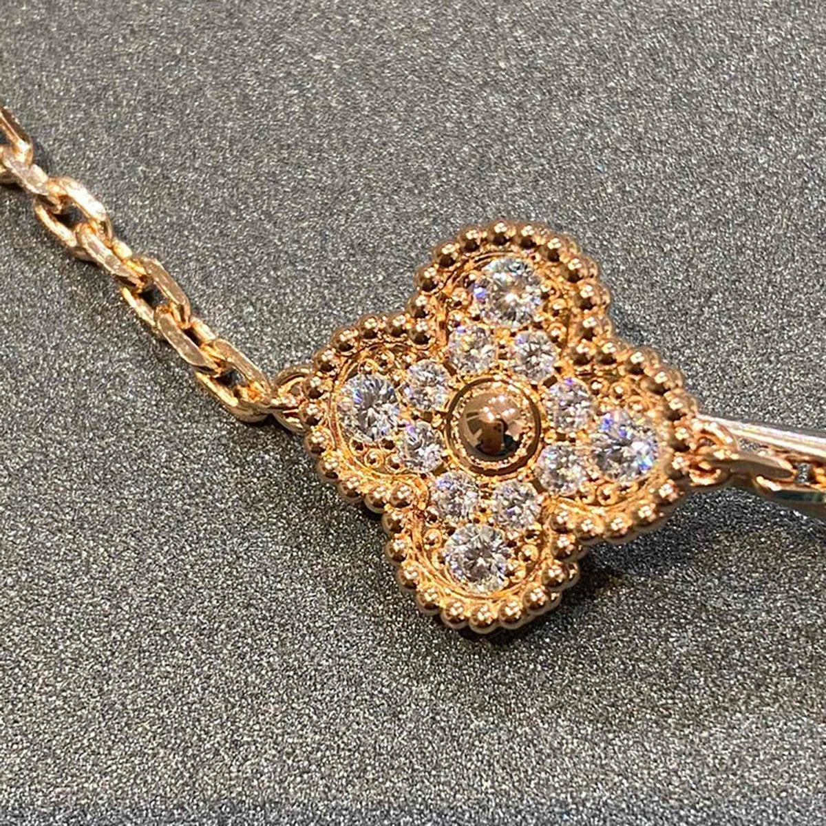 [⭐Lioran] CLOVER 5 MOTIF FULL DIAMOND BRACELET COLLECTION