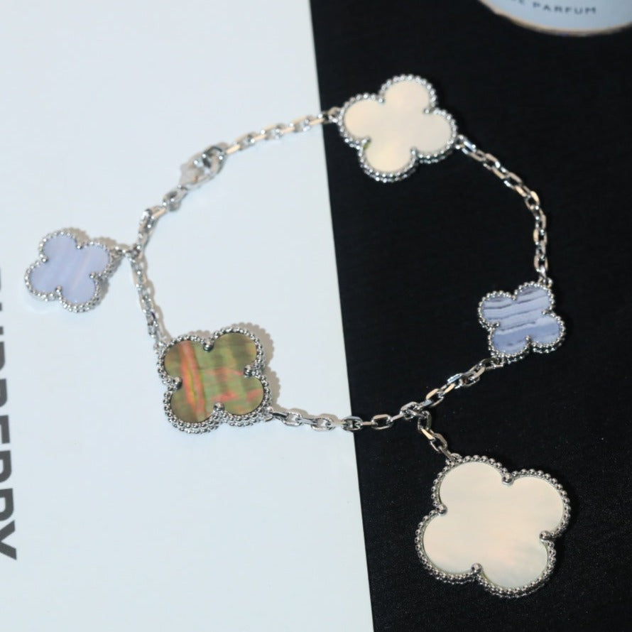 [⭐Lioran]CLOVER BRACELET 5 MOTIFS MOP CHALCEDONY SILVER