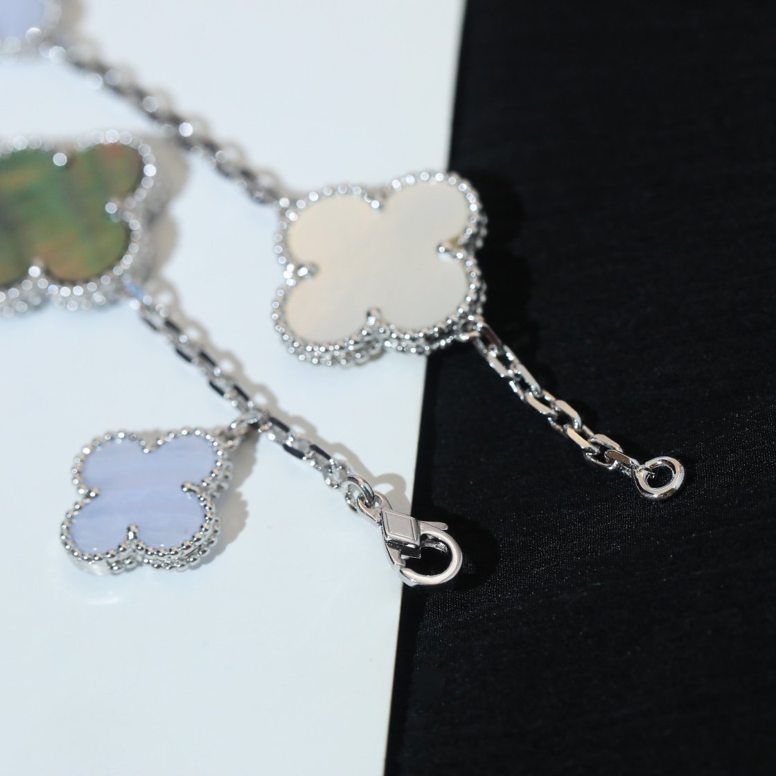 [⭐Lioran]CLOVER BRACELET 5 MOTIFS MOP CHALCEDONY SILVER
