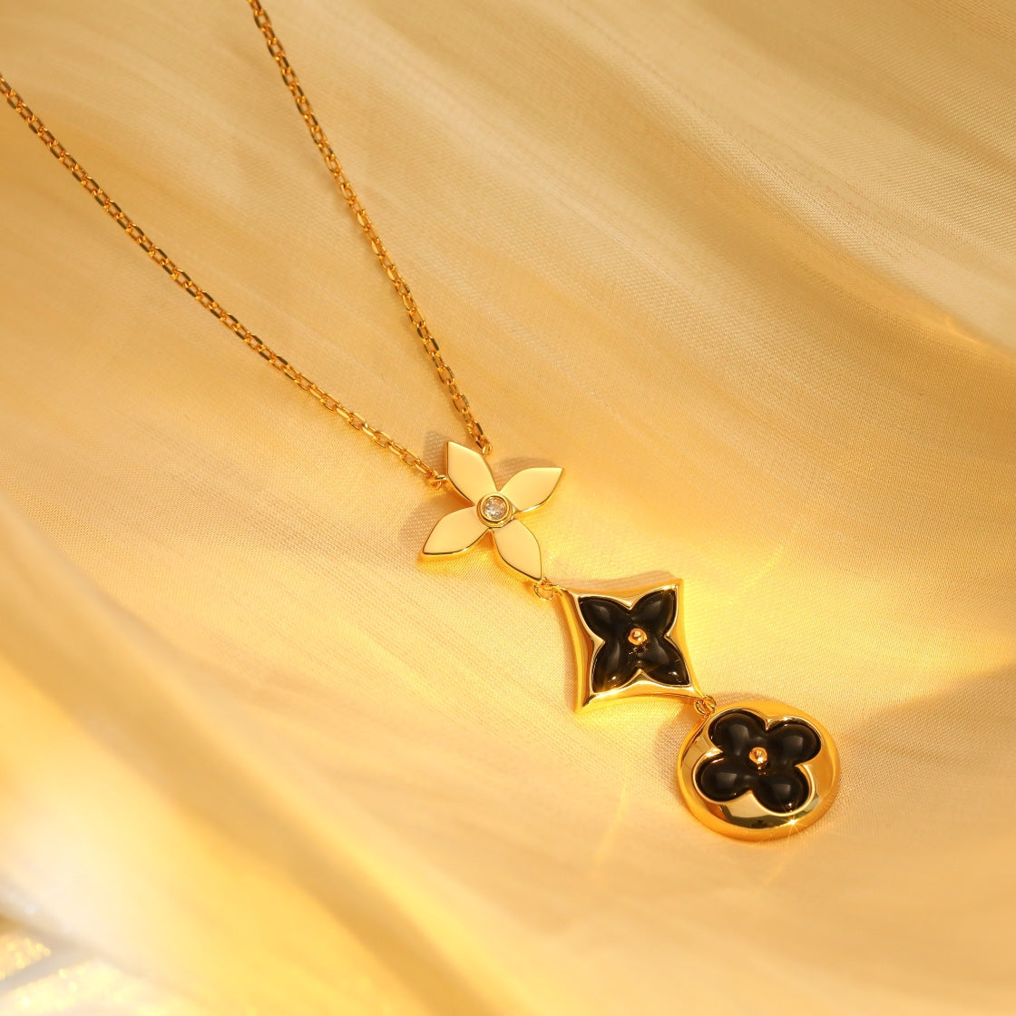 [⭐Lioran]STAR AND SUN ONYX PINK GOLD NECKLACE