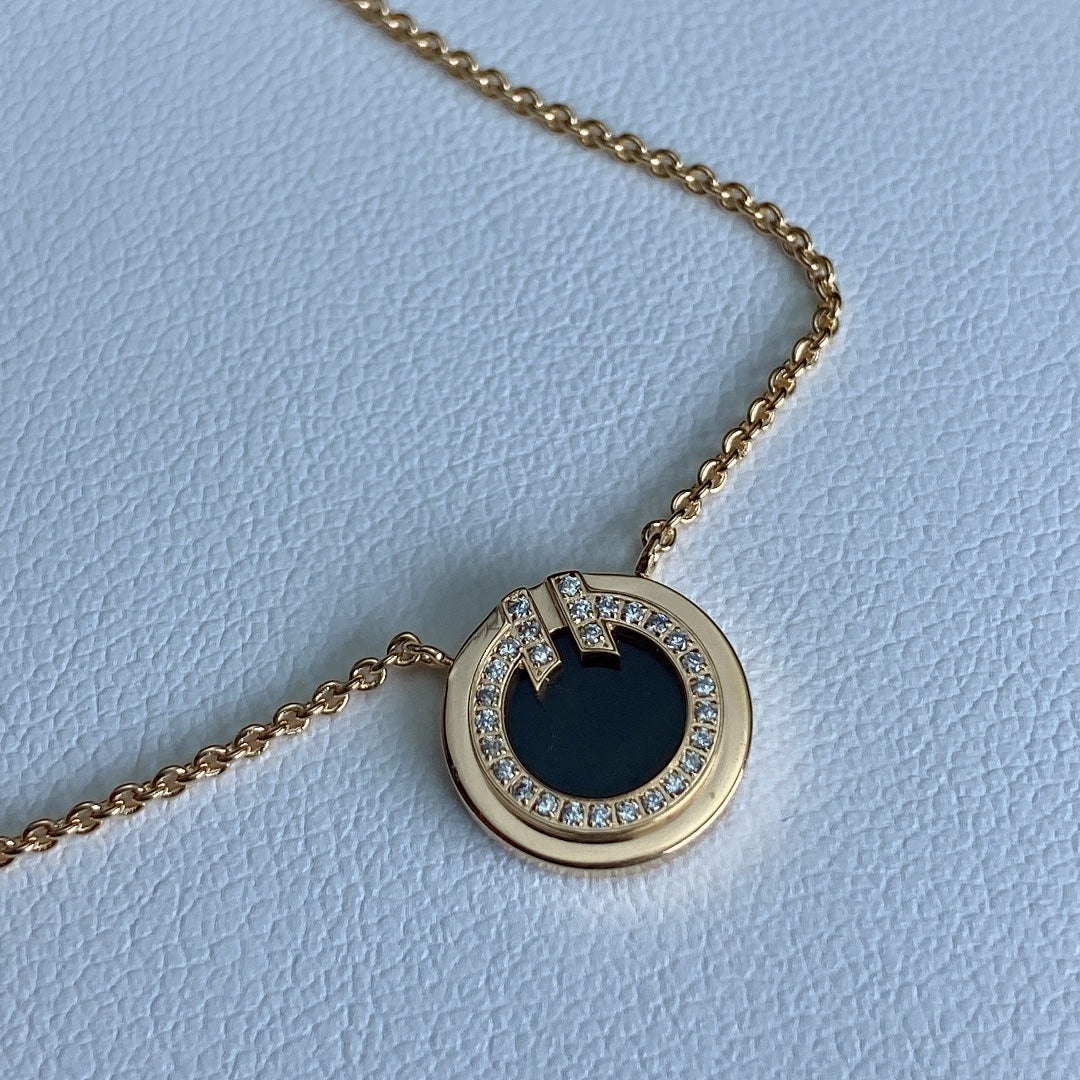 [Lioran]T DIAMOND CIRCLE PEDANT NECKLACE