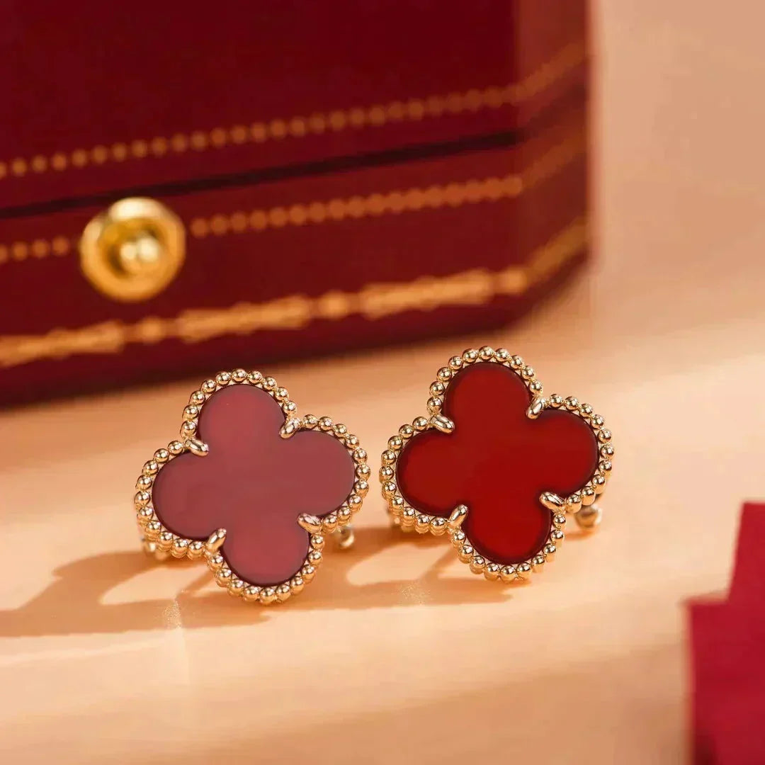 [⭐Lioran]CLOVER MEDIUM 1 MOTIFS CARNELIAN  EARRINGS