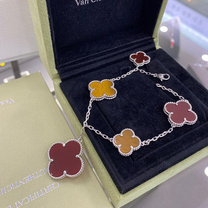 [⭐Lioran]CLOVER 5 MOTIFS SIVLER CARNELIAN TIGER EYE BRACELET
