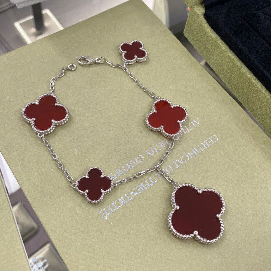 [⭐Lioran]CLOVER 5 MOTIFS SIVLER CARNELIAN BRACELET