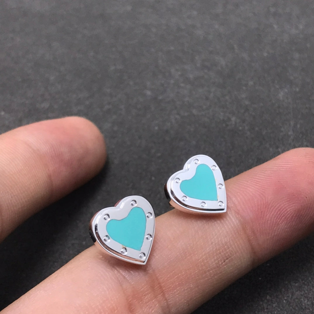 [Lioran]HEART STUD SILVER EARRINGS