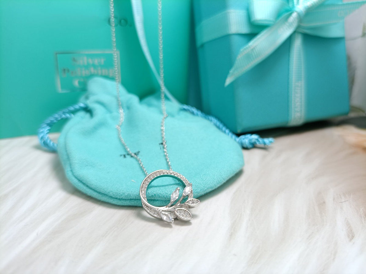 [Lioran]DIAMOND VINE CIRCLE PENDANT PLATINUM NECKLACE