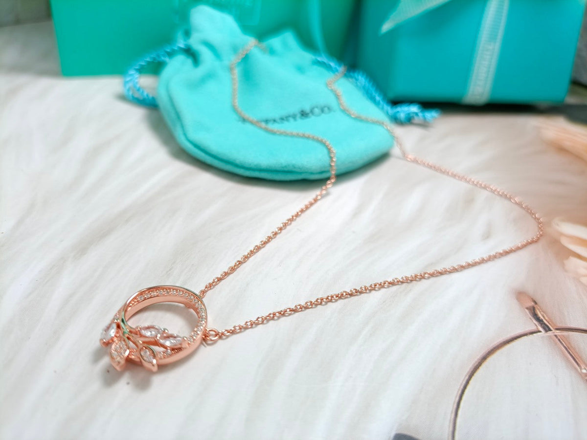 [Lioran]DIAMOND VINE CIRCLE PENDANT PLATINUM NECKLACE