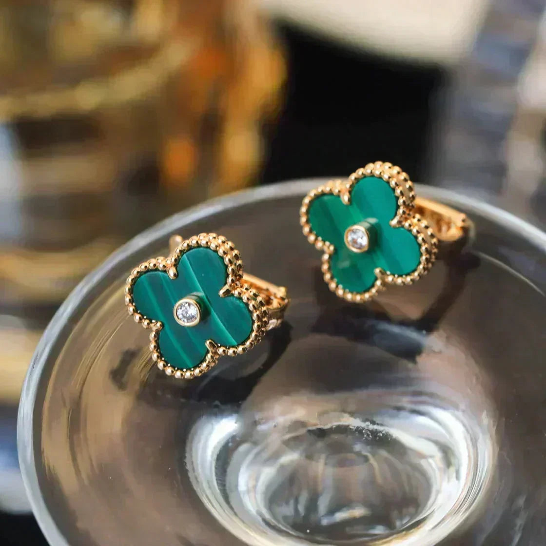 [⭐Lioran]CLOVER MEDIUM 1 MOTIFS MALACHITE DIAMOND EARRINGS