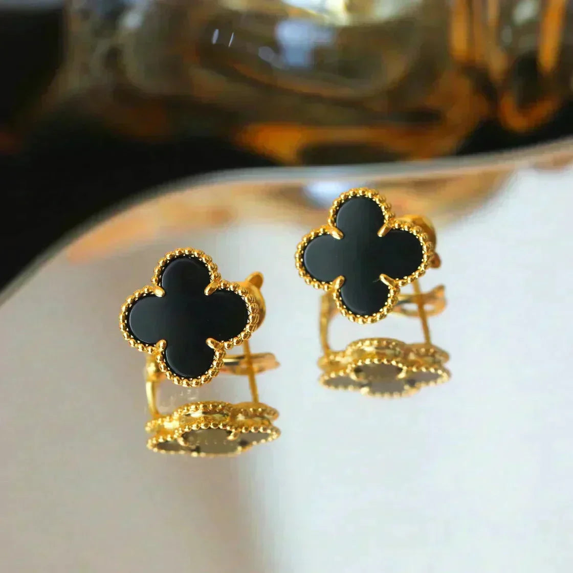 [⭐Lioran]CLOVER MEDIUM 1 MOTIFS  ONYX STUD EARRINGS